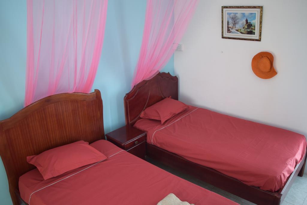 Mauri Holidays 'Budgeted Apartment' Ла Гулет Стая снимка