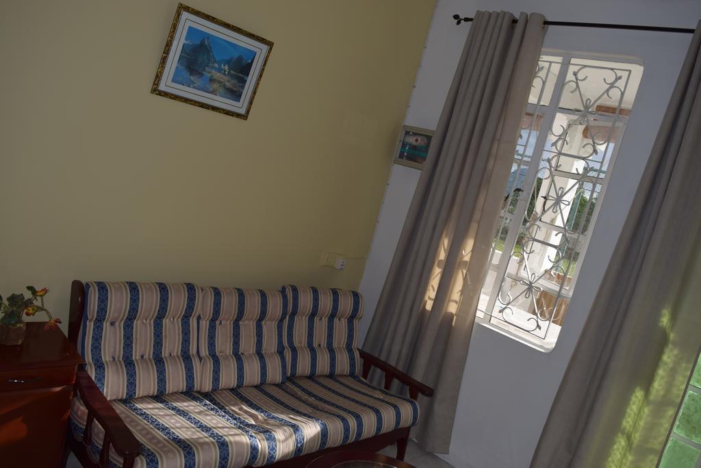 Mauri Holidays 'Budgeted Apartment' Ла Гулет Стая снимка
